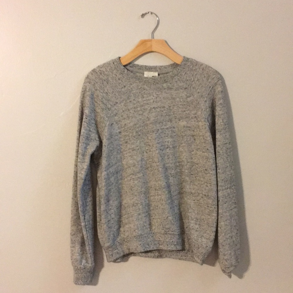 Gray speckled crew neck lightweight sweater